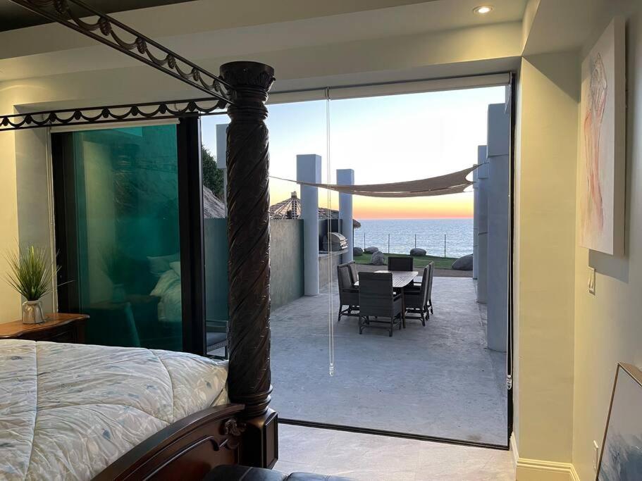 Primo Tapia Triton'S Playhouse Beachfront מראה חיצוני תמונה