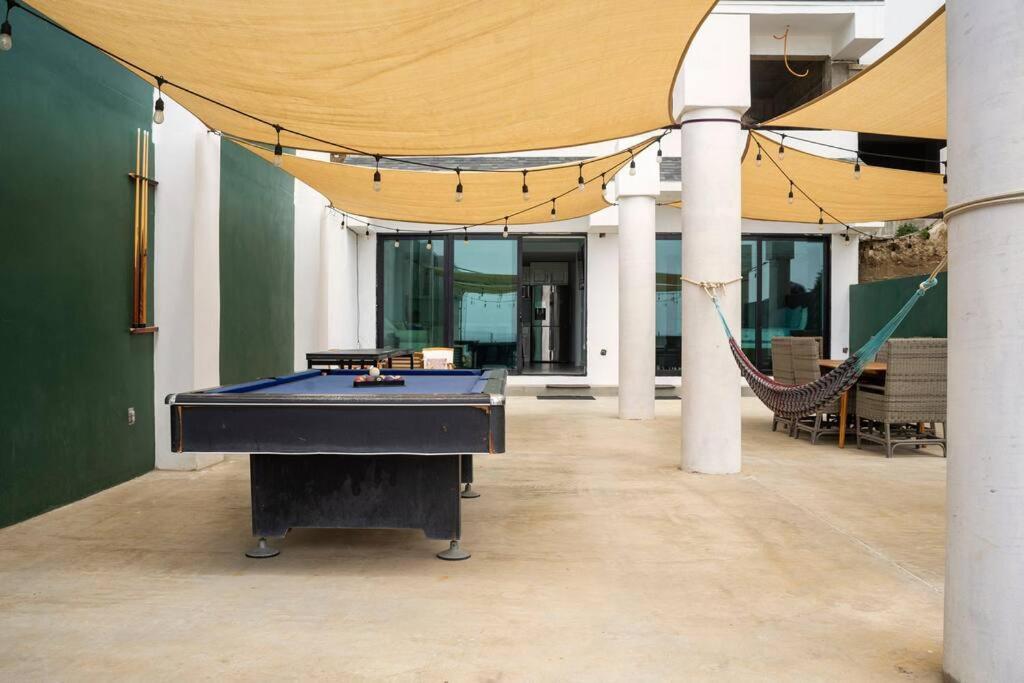 Primo Tapia Triton'S Playhouse Beachfront מראה חיצוני תמונה