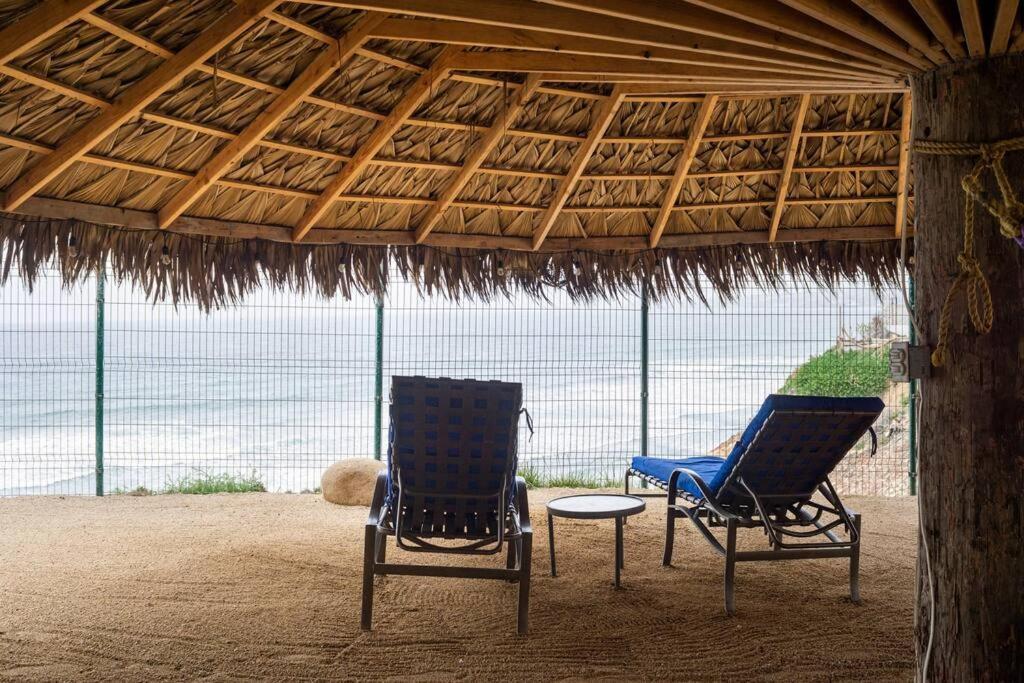 Primo Tapia Triton'S Playhouse Beachfront מראה חיצוני תמונה